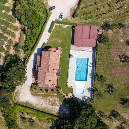 Agriturismo Isola Verde SantʼUrbano Kültér fotó