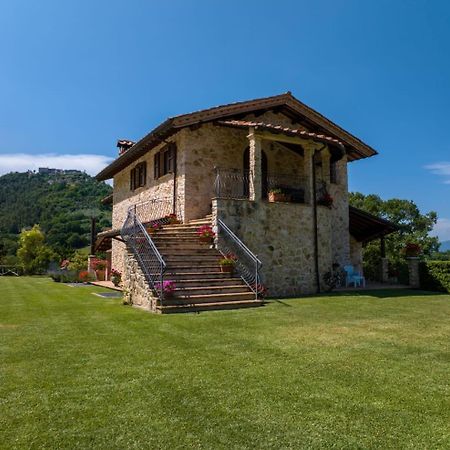 Agriturismo Isola Verde SantʼUrbano Kültér fotó