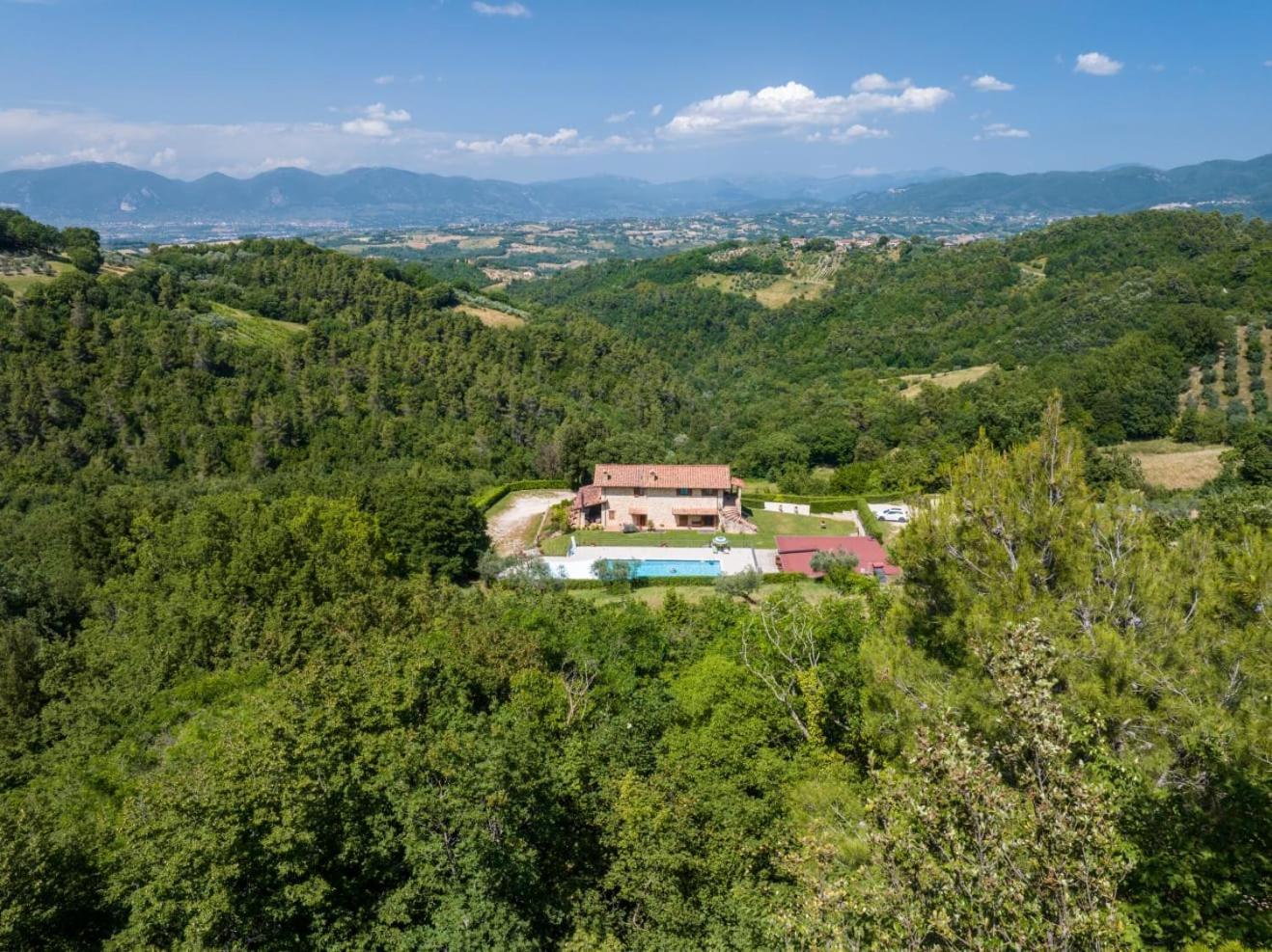 Agriturismo Isola Verde SantʼUrbano Kültér fotó