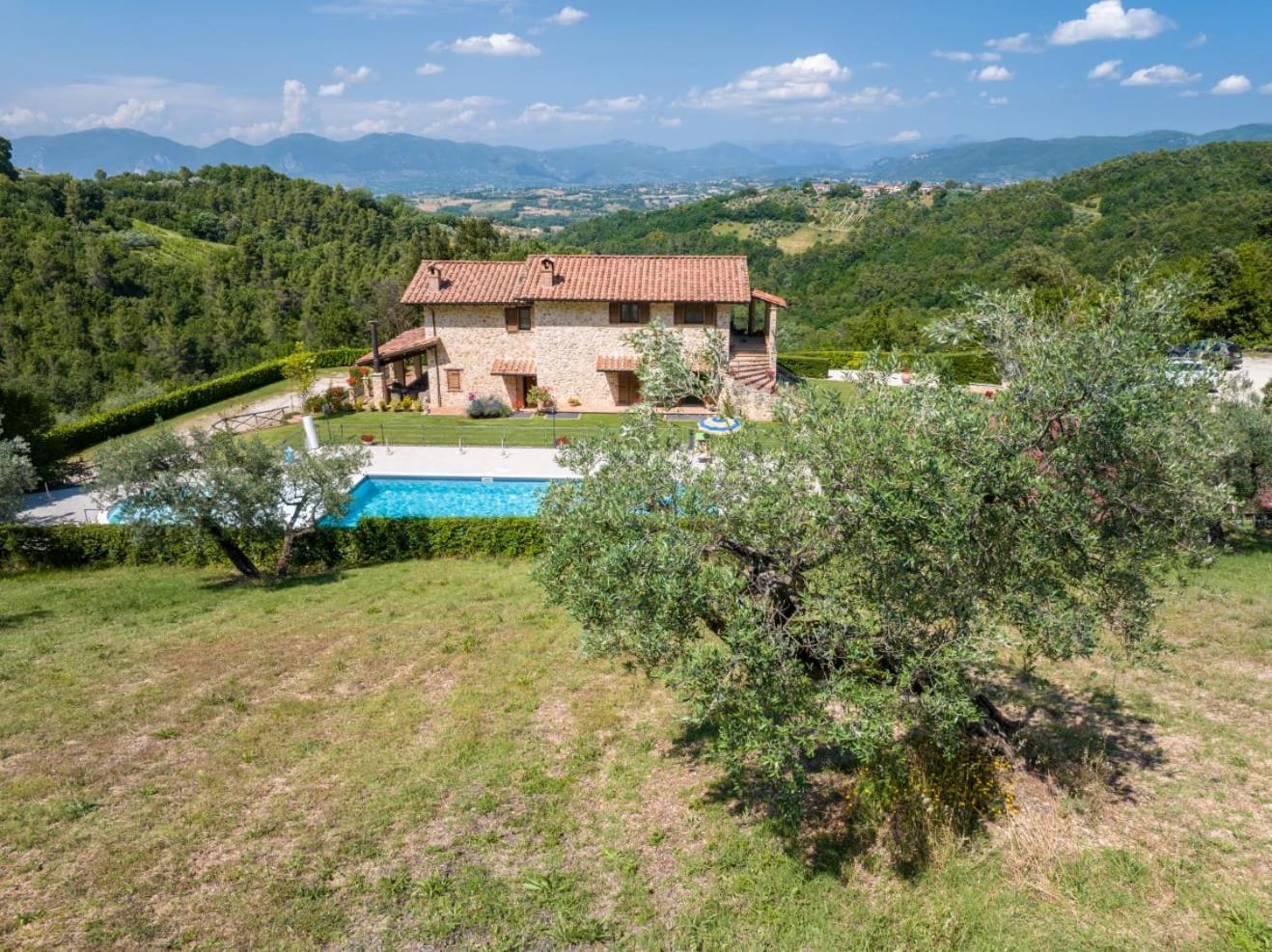 Agriturismo Isola Verde SantʼUrbano Kültér fotó