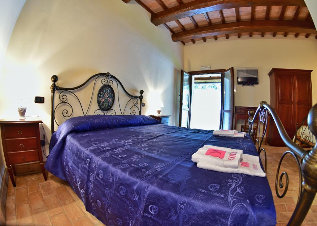 Agriturismo Isola Verde SantʼUrbano Kültér fotó