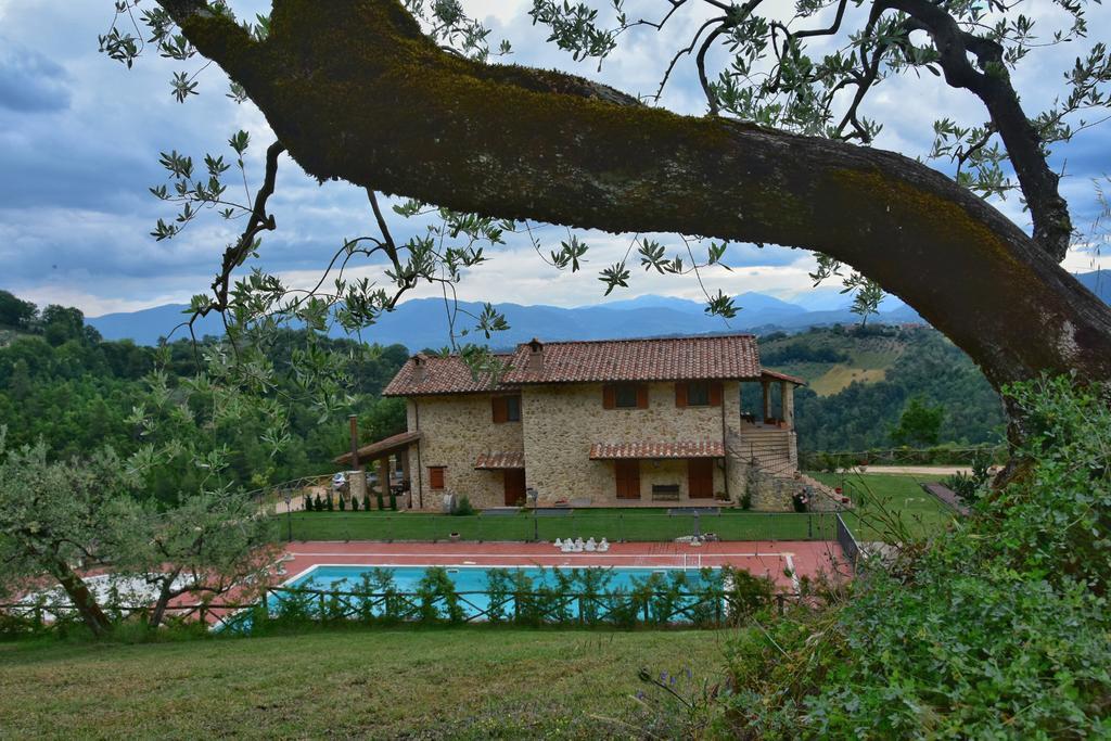 Agriturismo Isola Verde SantʼUrbano Kültér fotó