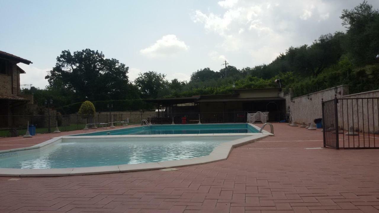 Agriturismo Isola Verde SantʼUrbano Kültér fotó
