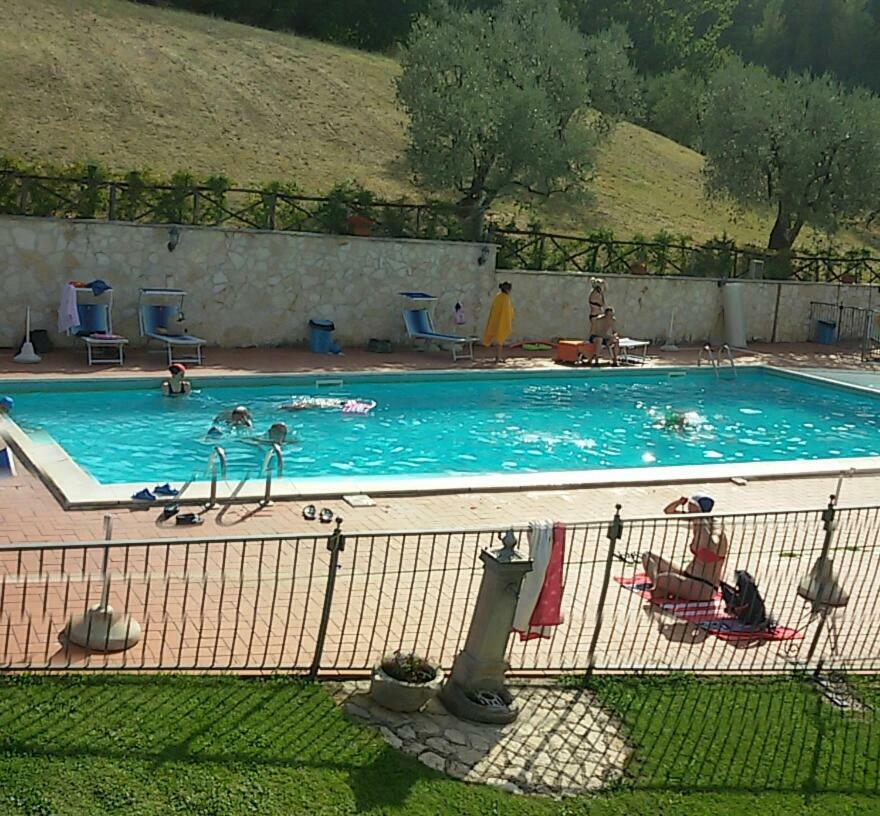 Agriturismo Isola Verde SantʼUrbano Kültér fotó