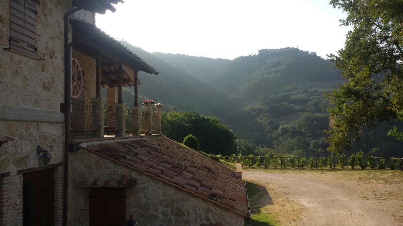 Agriturismo Isola Verde SantʼUrbano Kültér fotó